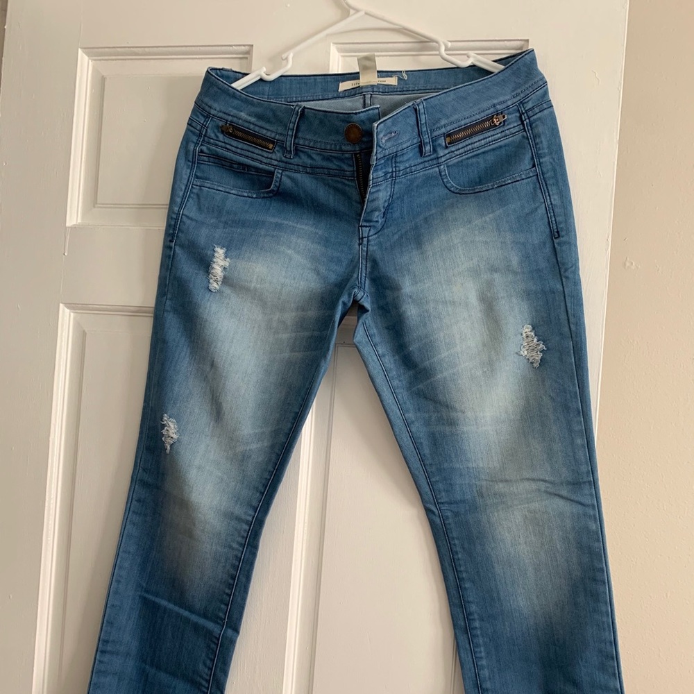 Jeans - Picture 2 of 3